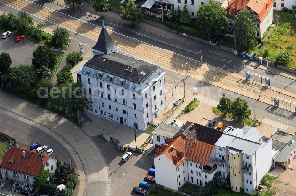 Gotha from the bird's eye view: In Huttenstrasse of Gotha in Thuringia is the medical center - Am Mohren . The building also Knevel House said there are various surgeries