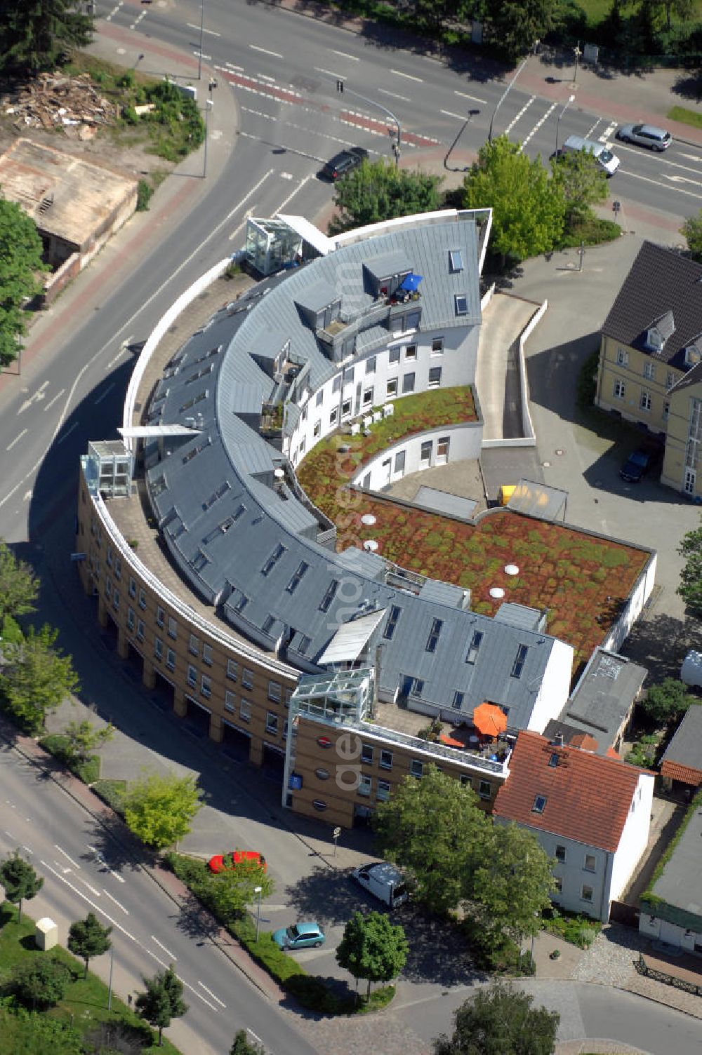 Aerial image Magdeburg - Ärztehaus Ottersleben an der Halberstädter Chaussee 123 in Magdeburg / Sachsen-Anhalt. Medical center Ottersleben in Magdeburg / Saxony-Anhalt.