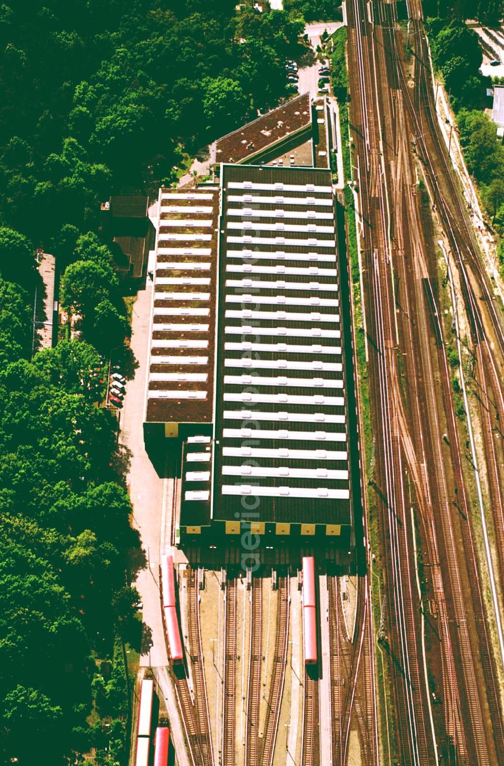 Berlin -Grünau from above - S-Bahndepot der Berliner S-Bahn GmbH und Gelände der Bombadier AG östlich des S-Bahnhofs Grünau. Ort: Berlin -Grünau Datum: 15.05.03