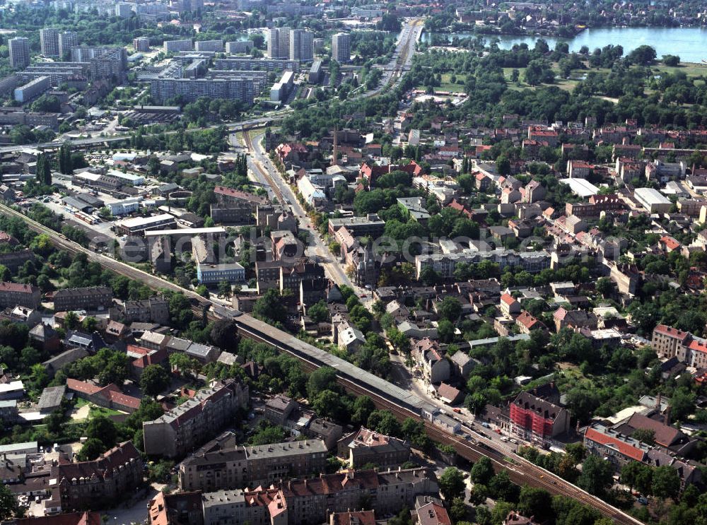 Aerial photograph Potsdam - Stadtteil / Wohngebiet am S-Bahnhof Babelsberg von Potsdam. District / housing area at the Station Babelsberg of Potsdam.