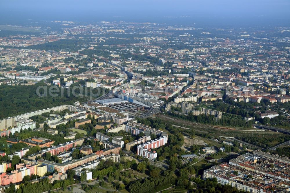 Aerial image Berlin - View S-train station at Hunboldt hain with healthy well-ECE shopping center in Berlin Wedding