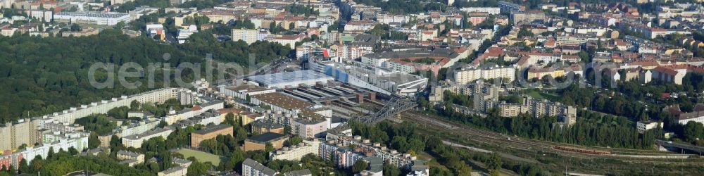 Aerial photograph Berlin - View S-train station at Hunboldt hain with healthy well-ECE shopping center in Berlin Wedding