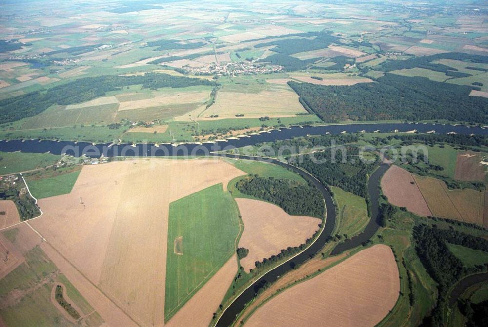 Aerial photograph Tornitz - Blick auf die Saalemündung bei Tornitz