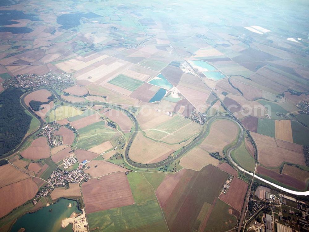 Tornitz from above - Blick auf den Saaleverlauf an der Elbmündung bei Tornitz, Barby, Grizehne und Groß Rosenburg.