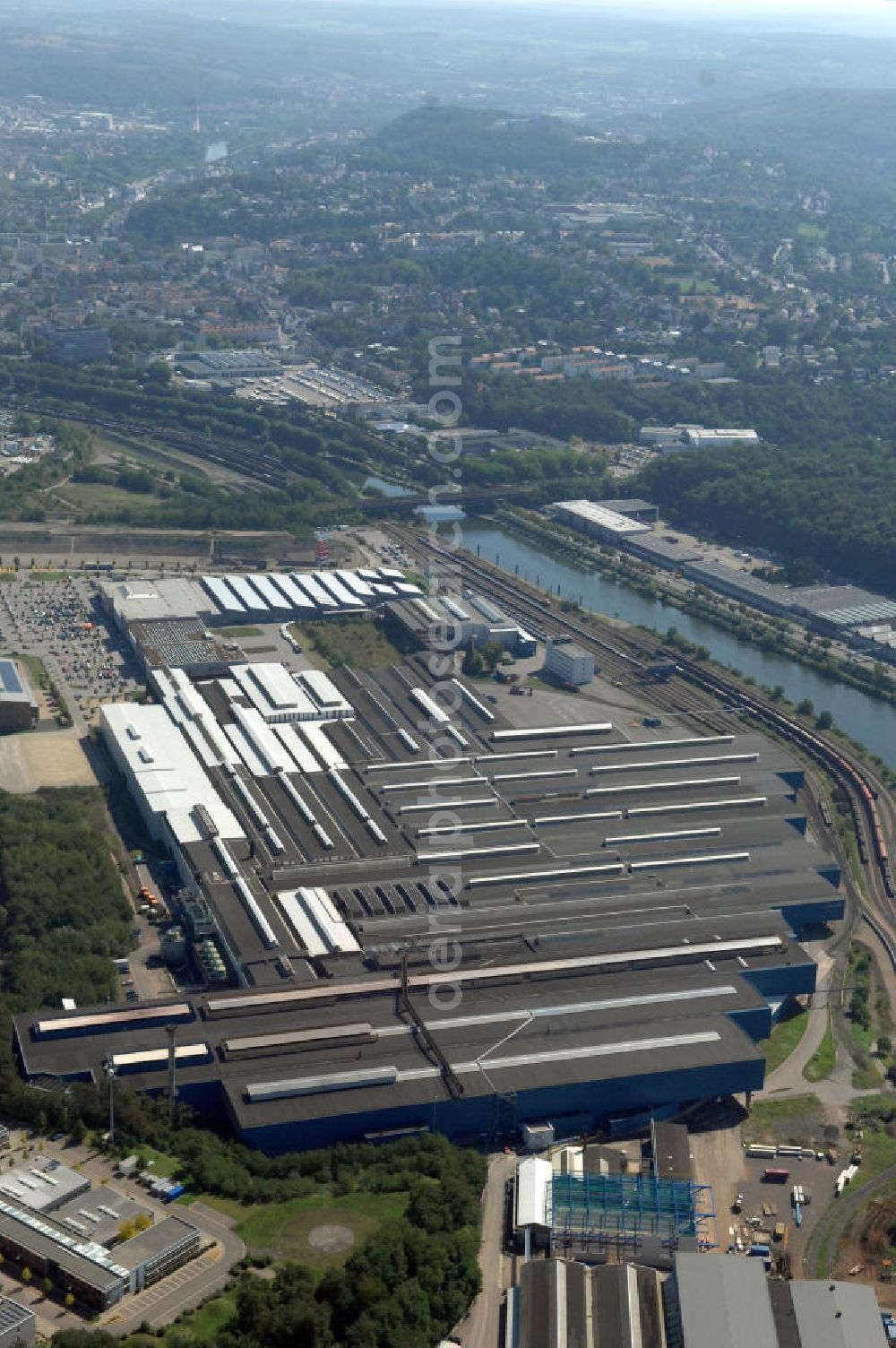 Saarbrücken from above - Stahlwerk Burbach in Saarbrücken, eine Produktionsstätte der Saarstahl AG. Steelworks Burbach in Saarbrücken, a manufacturing plant of the corporation Saarstahl AG.