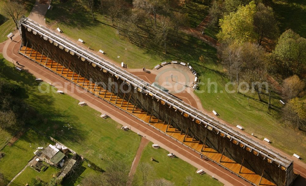 Aerial photograph Erwitte - Salt flats - building of a former graduation house for salt extraction Gradierwerke Bad Westernkotten on Weringhauser Strasse in the district Bad Westernkotten in Erwitte in the state North Rhine-Westphalia, Germany