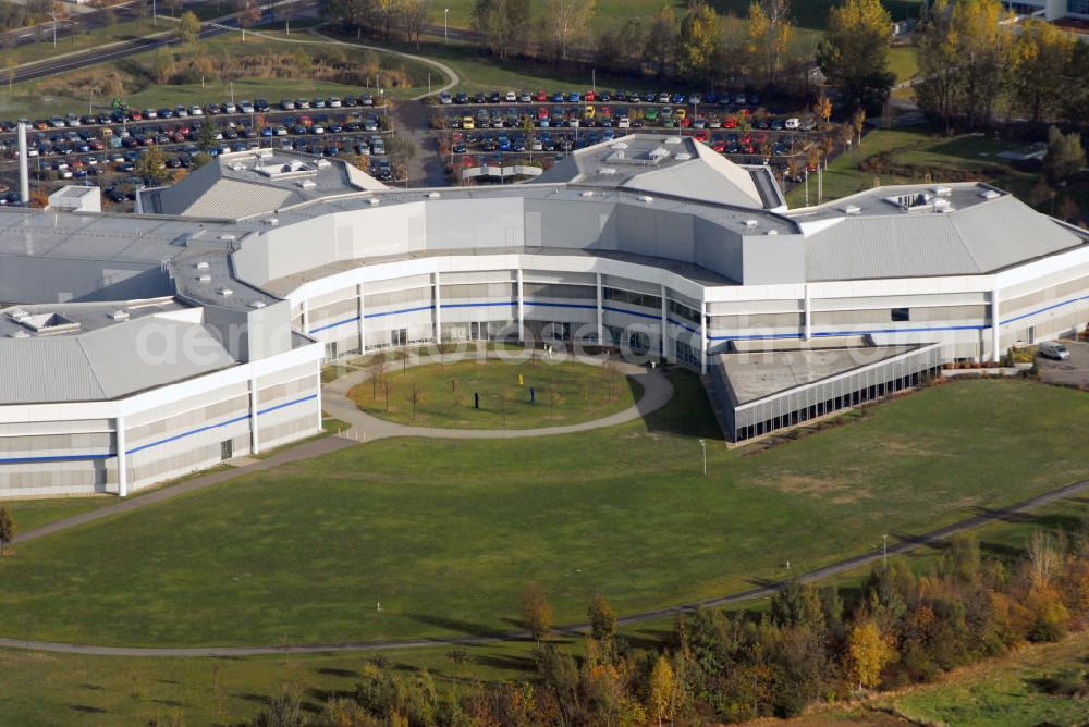 Aerial image Barleben - Blick auf das Areal der Salutas Pharma GmbH in Barleben. Salutas entwickelt, fertigt, lagert und versendet hochwertige Pharmazeutika in einem der modernsten Pharmaproduktions- und Logistikzentren Europas. Das 1995 nach Investitionen von umgerechnet rund 170 Millionen Euro in Vollbetrieb genommene Werk ist mit derzeit 1.400 Mitarbeiter(innen) und Arbeitgebern ein bedeutender Wirtschaftsfaktor für das Land Sachsen-Anhalt. Kontakt: SALUTAS Pharma GmbH, Otto-von-Guericke Allee 1, 39179 Barleben, Tel.: 039203 / 71 - 0,