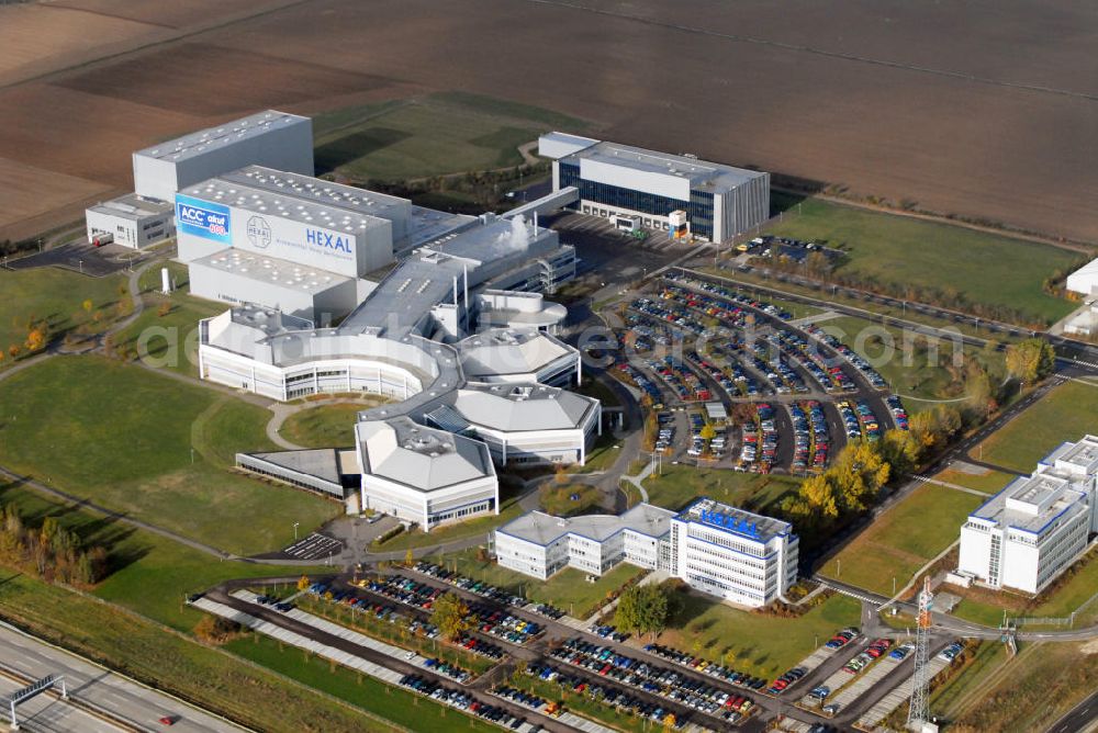 Aerial photograph Barleben - Blick auf das Areal der Salutas Pharma GmbH in Barleben. Salutas entwickelt, fertigt, lagert und versendet hochwertige Pharmazeutika in einem der modernsten Pharmaproduktions- und Logistikzentren Europas. Das 1995 nach Investitionen von umgerechnet rund 170 Millionen Euro in Vollbetrieb genommene Werk ist mit derzeit 1.400 Mitarbeiter(innen) und Arbeitgebern ein bedeutender Wirtschaftsfaktor für das Land Sachsen-Anhalt. Kontakt: SALUTAS Pharma GmbH, Otto-von-Guericke Allee 1, 39179 Barleben, Tel.: 039203 / 71 - 0,