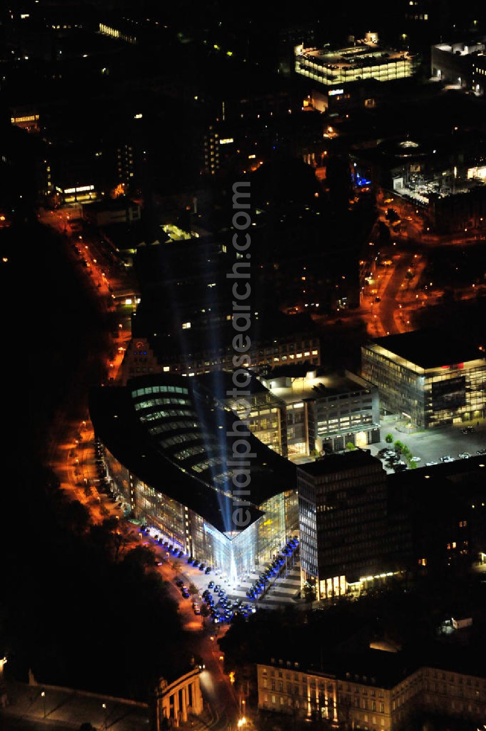 Aerial photograph Berlin - Nachtaufnahme: Mercedes Welt am Salzufer in Berlin Charlottenburg mit Beleuchtung anläßlich des Festival of Lights. Night Shot: Mercedes World at the Salzufer street in Berlin with illumination during the Festival of Lights.