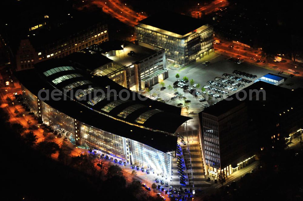 Berlin from the bird's eye view: Nachtaufnahme: Mercedes Welt am Salzufer in Berlin Charlottenburg mit Beleuchtung anläßlich des Festival of Lights. Night Shot: Mercedes World at the Salzufer street in Berlin with illumination during the Festival of Lights.