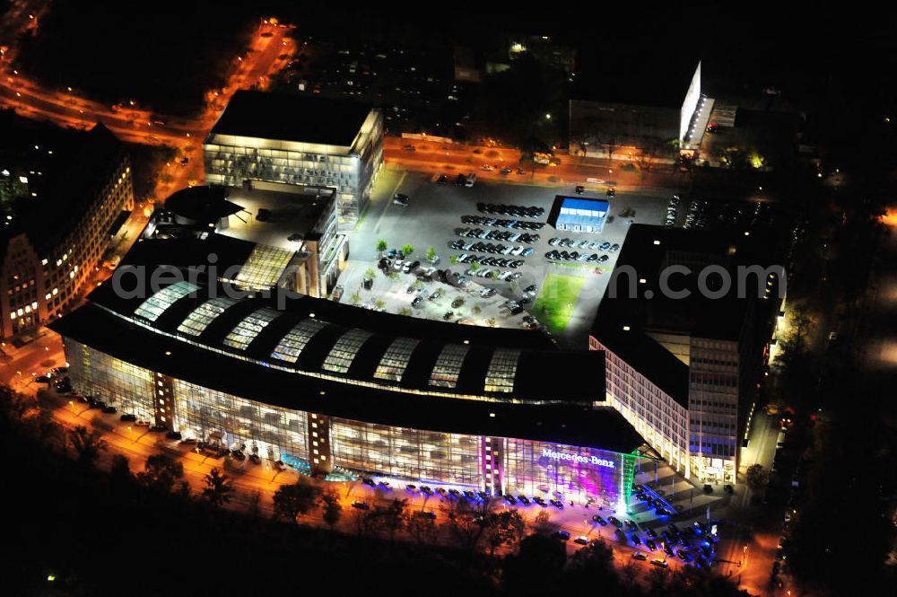 Aerial photograph Berlin - Nachtaufnahme: Mercedes Welt am Salzufer in Berlin Charlottenburg mit Beleuchtung anläßlich des Festival of Lights. Night Shot: Mercedes World at the Salzufer street in Berlin with illumination during the Festival of Lights.