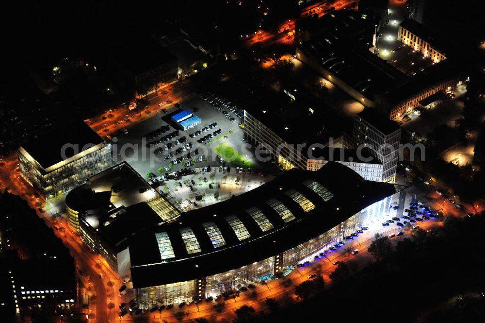 Berlin from above - Nachtaufnahme: Mercedes Welt am Salzufer in Berlin Charlottenburg mit Beleuchtung anläßlich des Festival of Lights. Night Shot: Mercedes World at the Salzufer street in Berlin with illumination during the Festival of Lights.