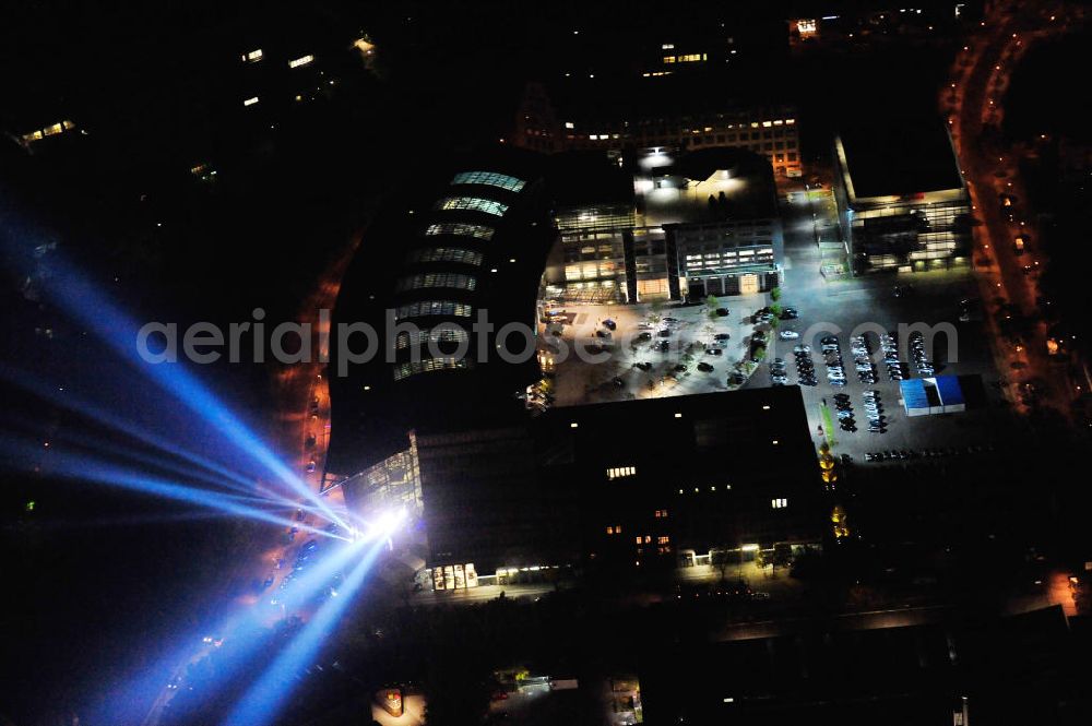 Aerial image Berlin - Nachtaufnahme: Mercedes Welt am Salzufer in Berlin Charlottenburg mit Beleuchtung anläßlich des Festival of Lights. Night Shot: Mercedes World at the Salzufer street in Berlin with illumination during the Festival of Lights.