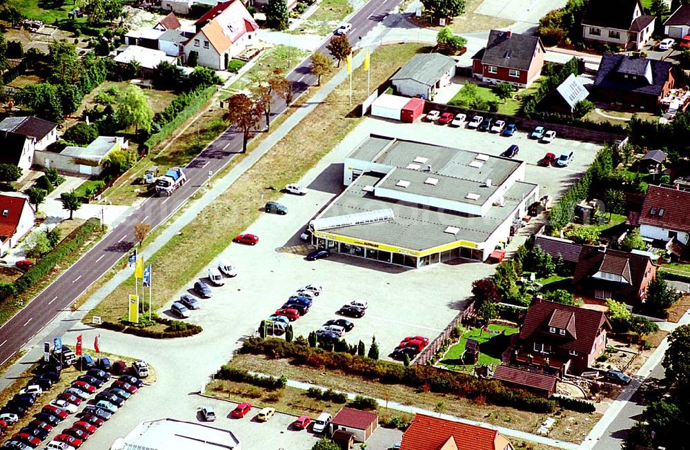 Aerial image Salzwedel / Sachsen-Anhalt - Salzwedel / Sachsen-Anhalt Blick auf das OPEL-Autohaus in Salzwedel / Sachsen-Anhalt Adresse: Autohaus Altmark GmbH Arendseer Str. 26 29410 Salzwedel Tel: 03901 / 33014 Fax: 03901 / 26161 06.09.2003