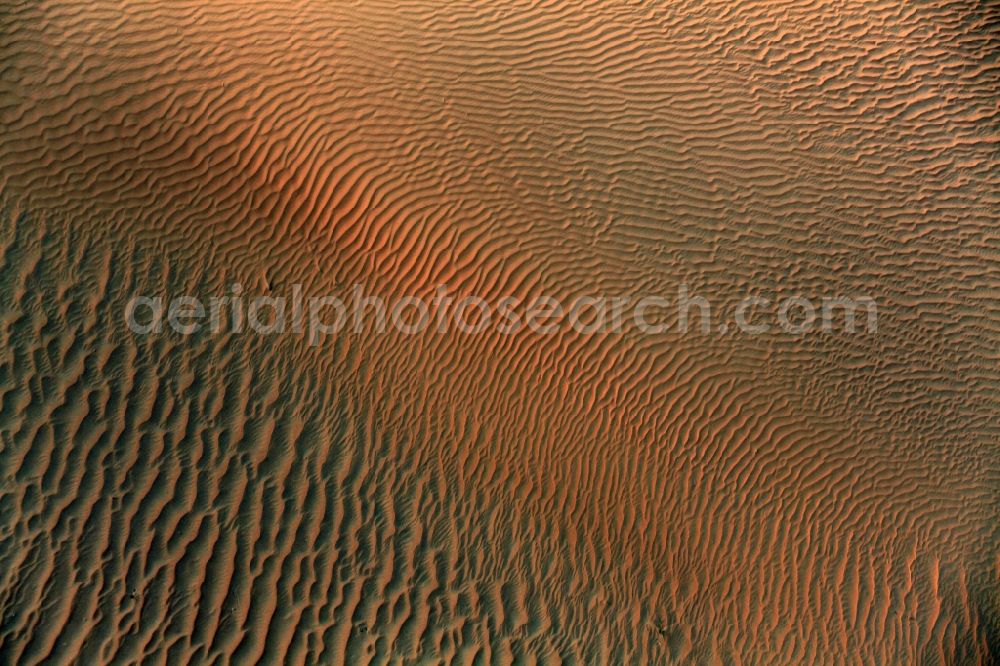 Dubai from the bird's eye view: Sand and desert landscape near Dubai, United Arab Emirates