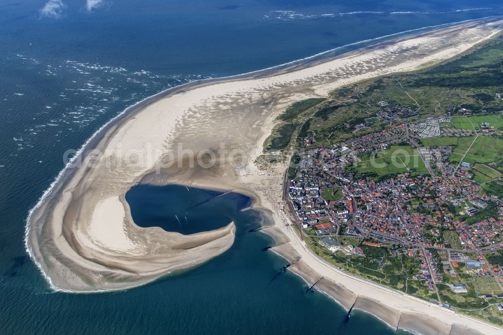 Aerial image Borkum - Sandy coastline with Natural bay on the North Sea Island Borkum in the state Lower Saxony