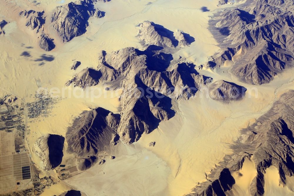 Aerial image Disah - Sand, desert, dunes and rocky landscape in the Arab Desert at At-Tuweisa in Aqaba Governorate, Jordan