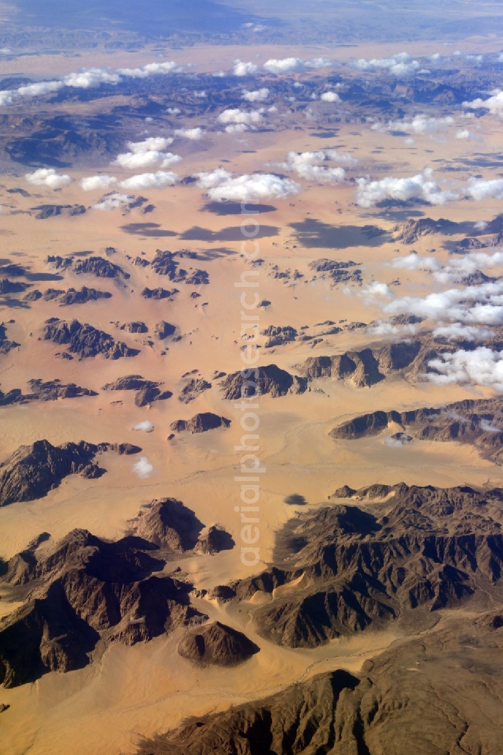 Aerial photograph At-Tuweisa - Sand, desert, dunes and rocky landscape in the Arab Desert at At-Tuweisa in Aqaba Governorate, Jordan