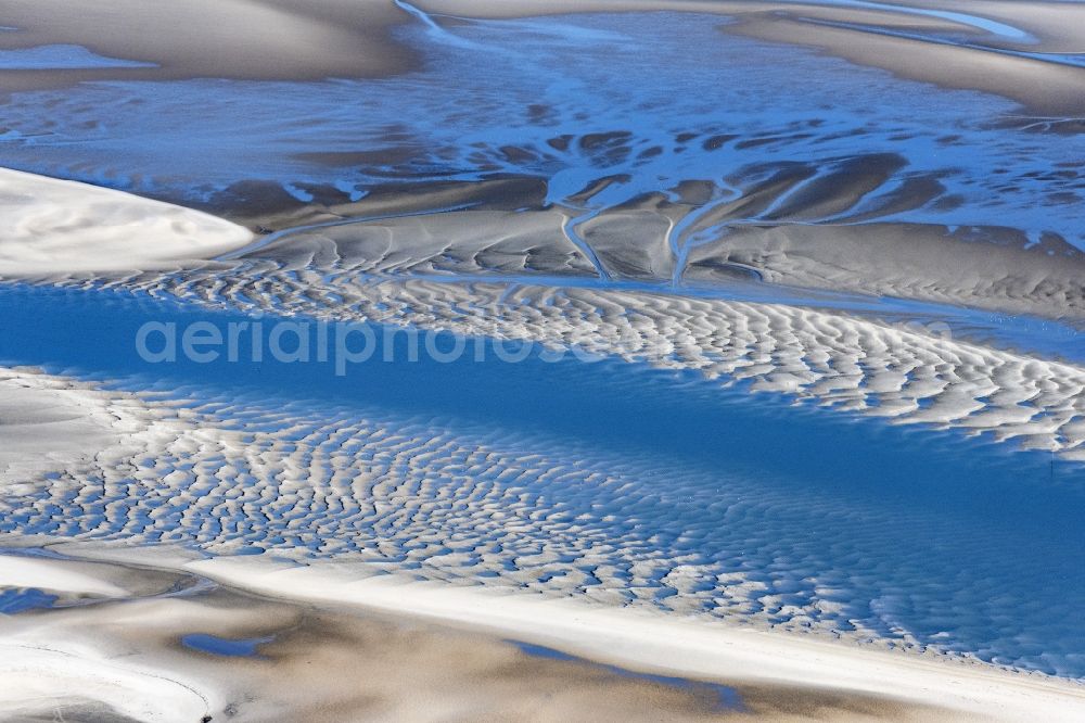 Sankt Peter-Ording from above - Sandbank- forest area in the sea water surface of North Sea in Sankt Peter-Ording in the state Schleswig-Holstein