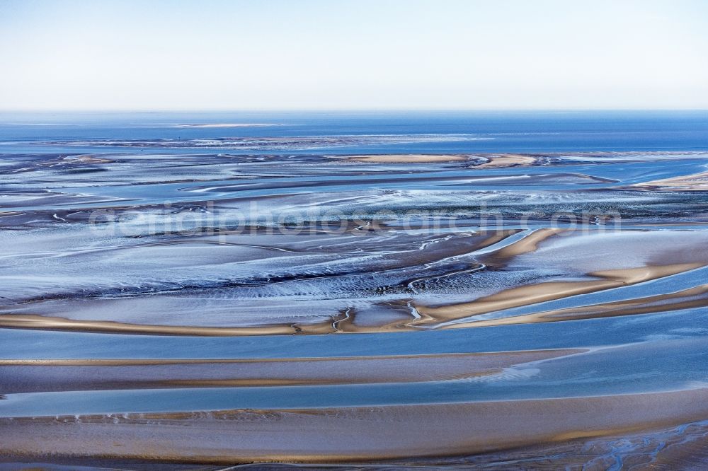 Aerial image Sankt Peter-Ording - Sandbank- forest area in the sea water surface of North Sea in Hedwigenkoog in the state Schleswig-Holstein