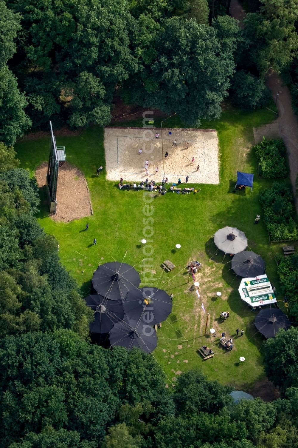 Aerial photograph Haltern am See - Footprint of volleyball parking lot of youth educational centre Gilwell St. Ludger in Haltern am See in the state of North Rhine-Westphalia