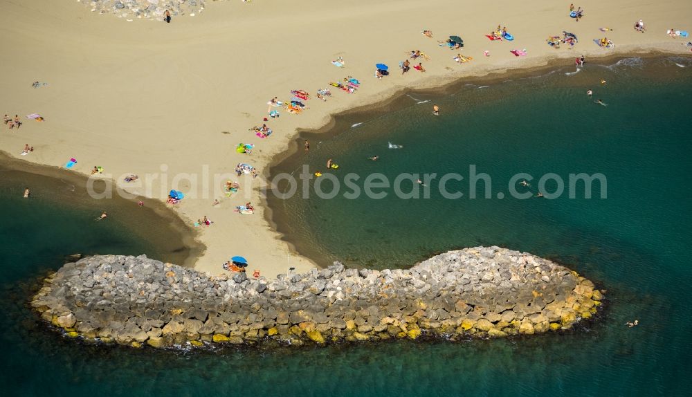 Aerial image Sainte-Marie - Hammer sand beach at Sainte-Marie in the province of Languedoc-Roussillon in France