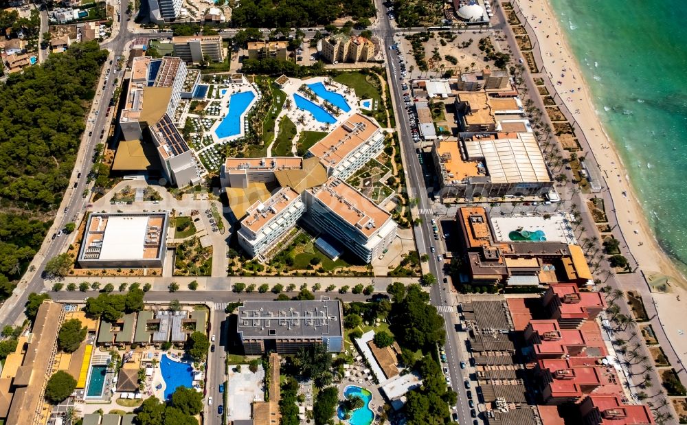 Palma from the bird's eye view: Beach landscape along the the Mediterranean sea in the district Platja de Palma in Palma in Balearische Insel Mallorca, Spain