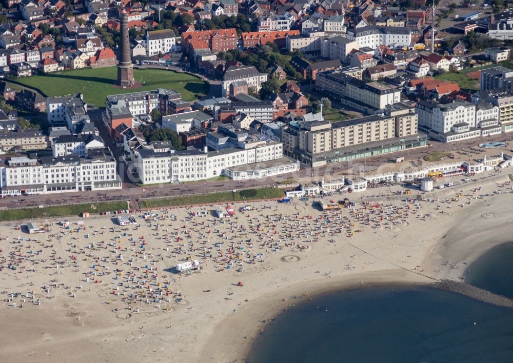 Borkum from the bird's eye view: Beach landscape on the North Sea island in Borkum in the state Lower Saxony, Germany