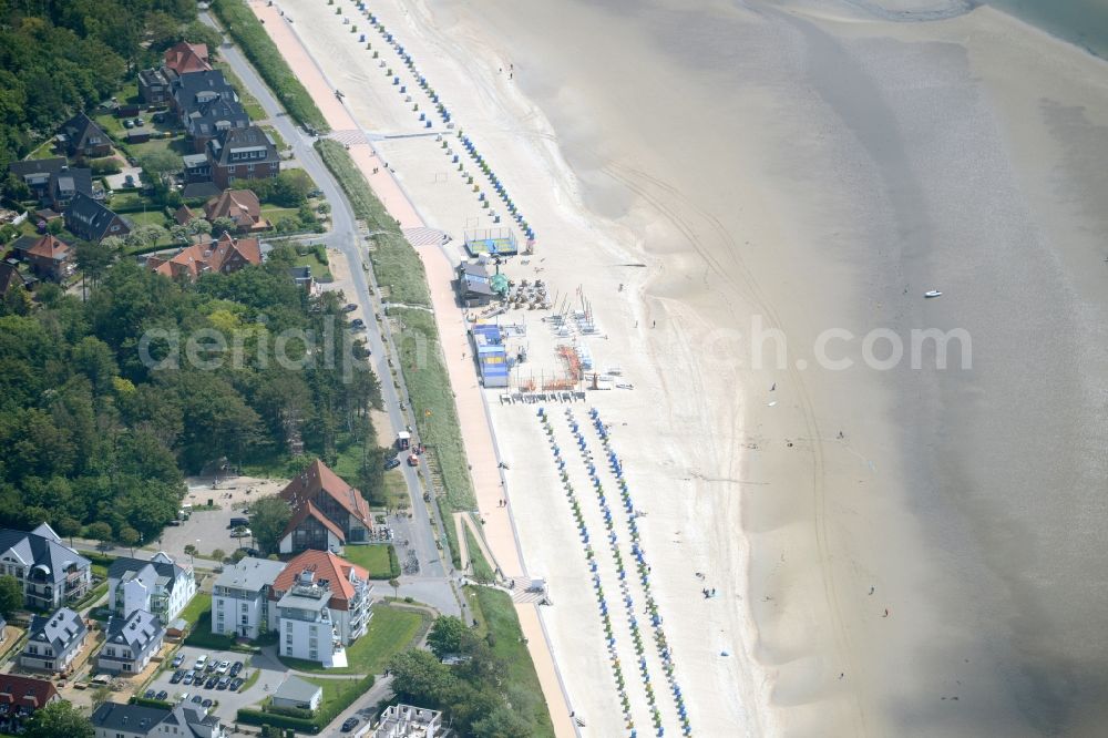 Wyk auf Föhr from the bird's eye view: Beach landscape on the North Sea Island Wyk auf Foehr in the state Schleswig-Holstein