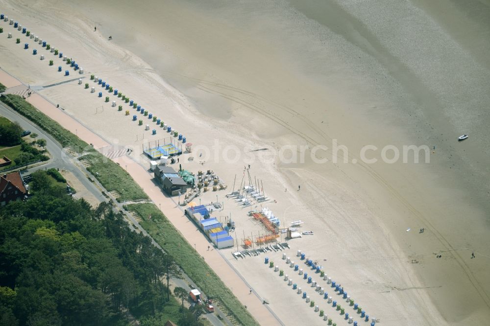 Aerial photograph Wyk auf Föhr - Beach landscape on the North Sea Island Wyk auf Foehr in the state Schleswig-Holstein