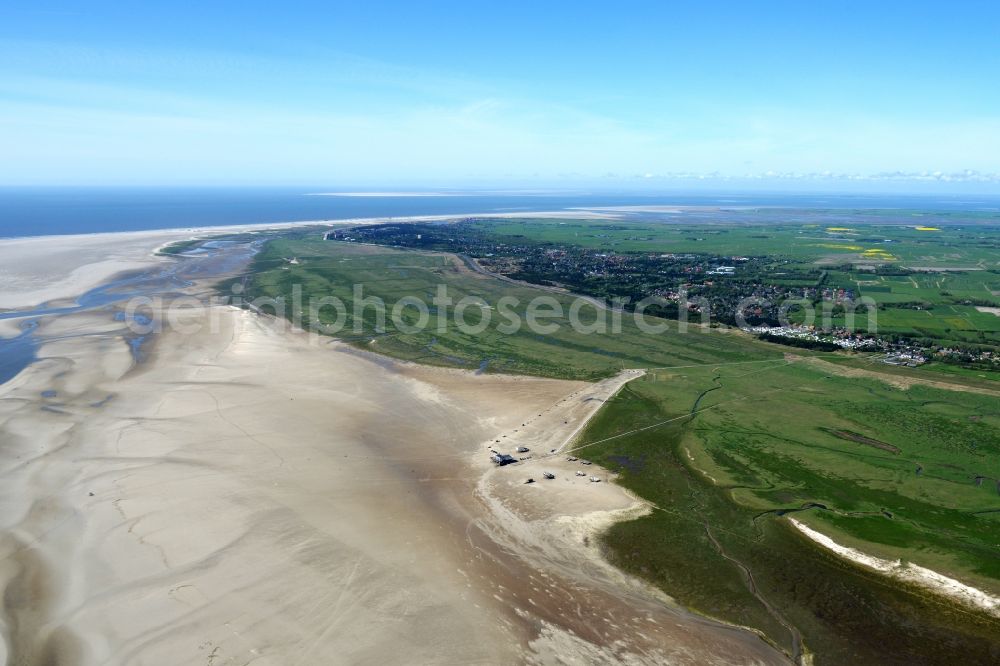 Aerial photograph Sankt Peter-Ording - Beach landscape on the North Sea coast in Sankt Peter-Ording in the state Schleswig-Holstein