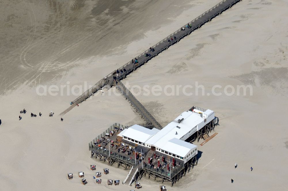 Aerial photograph Sankt Peter-Ording - Beach landscape on the North Sea coast in Sankt Peter-Ording in the state Schleswig-Holstein