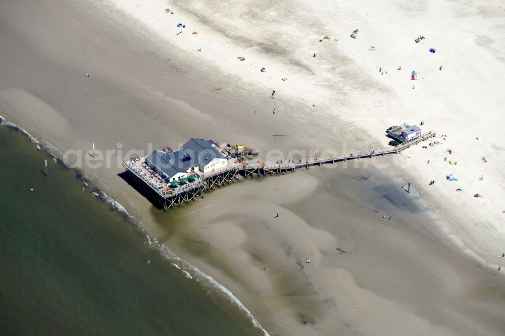 Aerial photograph Sankt Peter-Ording - Beach landscape on the North Sea coast in Sankt Peter-Ording in the state Schleswig-Holstein