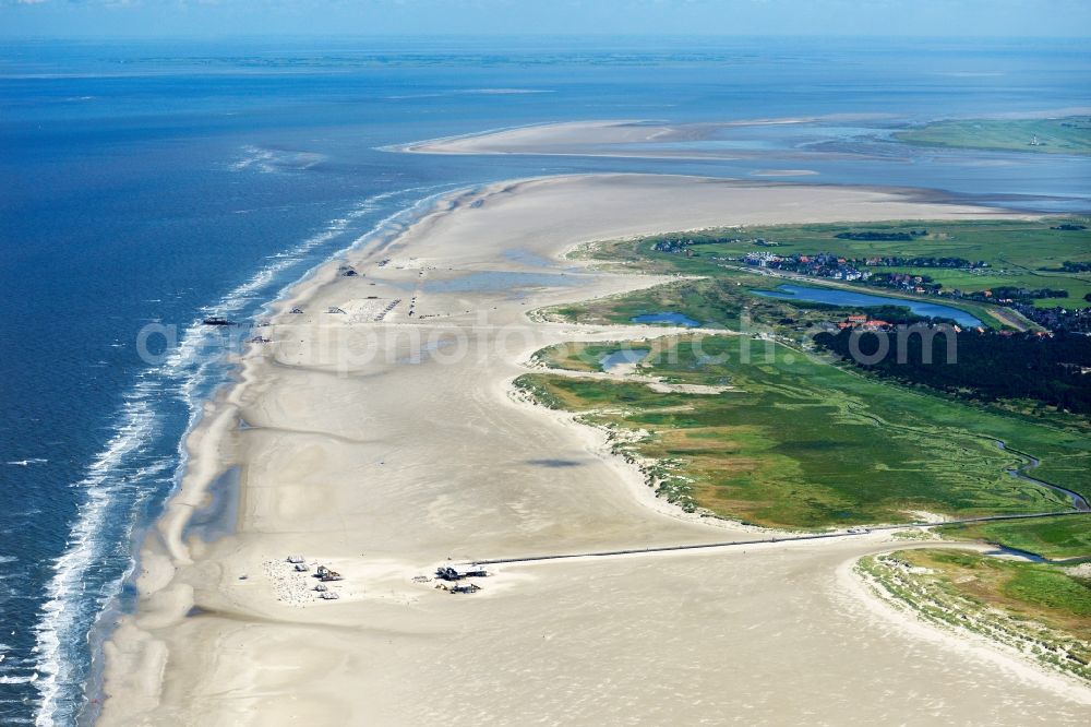 Aerial photograph Sankt Peter-Ording - Beach landscape on the North Sea coast in Sankt Peter-Ording in the state Schleswig-Holstein