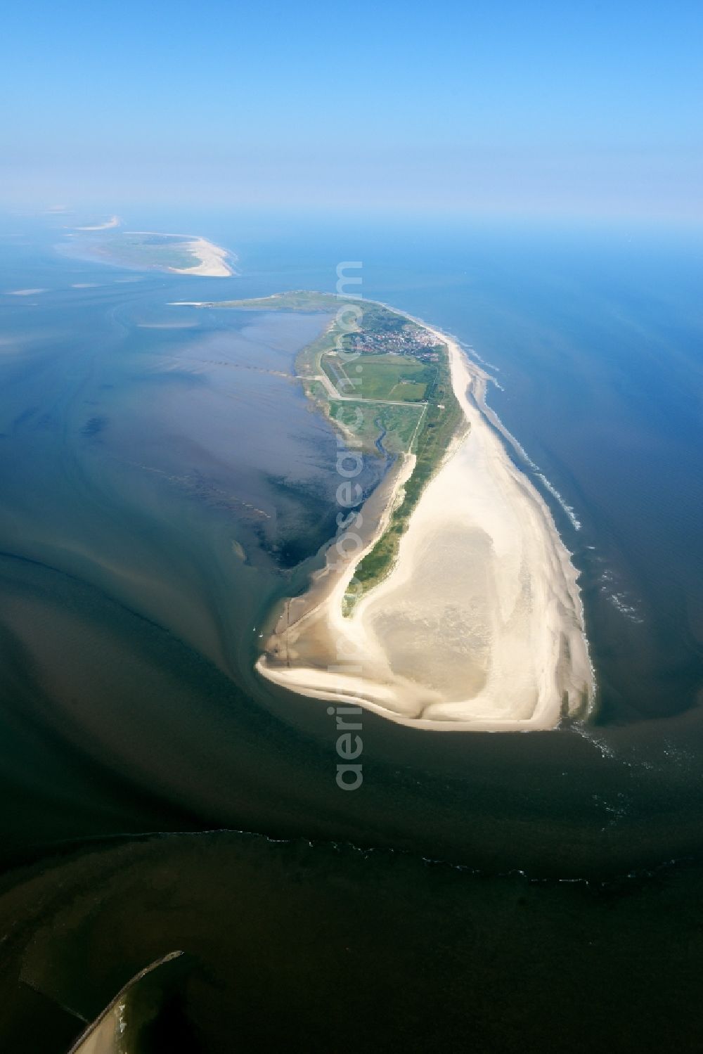 Aerial photograph Wangerooge - Beach landscape on the North Sea coast in Wangerooge in the state Lower Saxony