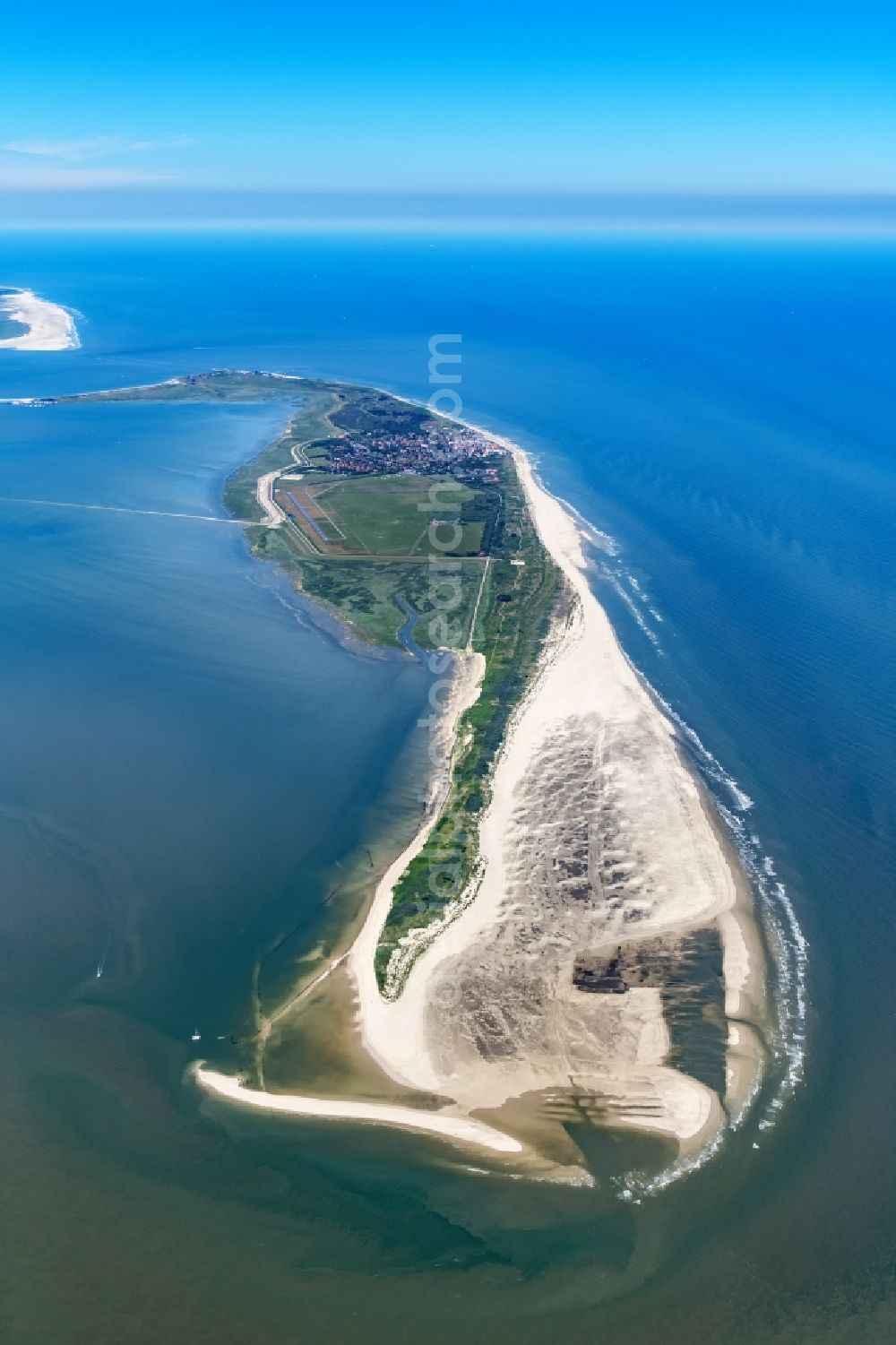 Aerial photograph Wangerooge - Beach landscape on the North Sea coast in Wangerooge in the state Lower Saxony