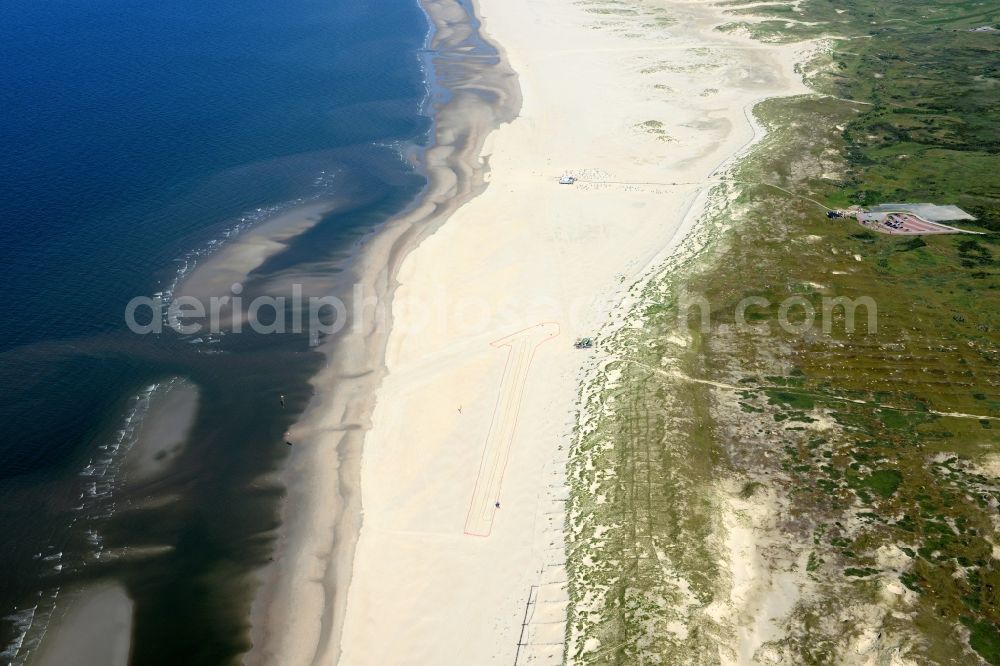 Aerial photograph Norderney - Beach landscape on the North Sea in Norderney in the state Lower Saxony