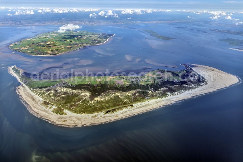 Wittdün auf Amrum from above - Beach landscape on the North Sea in Wittduen auf Amrum in the state Schleswig-Holstein