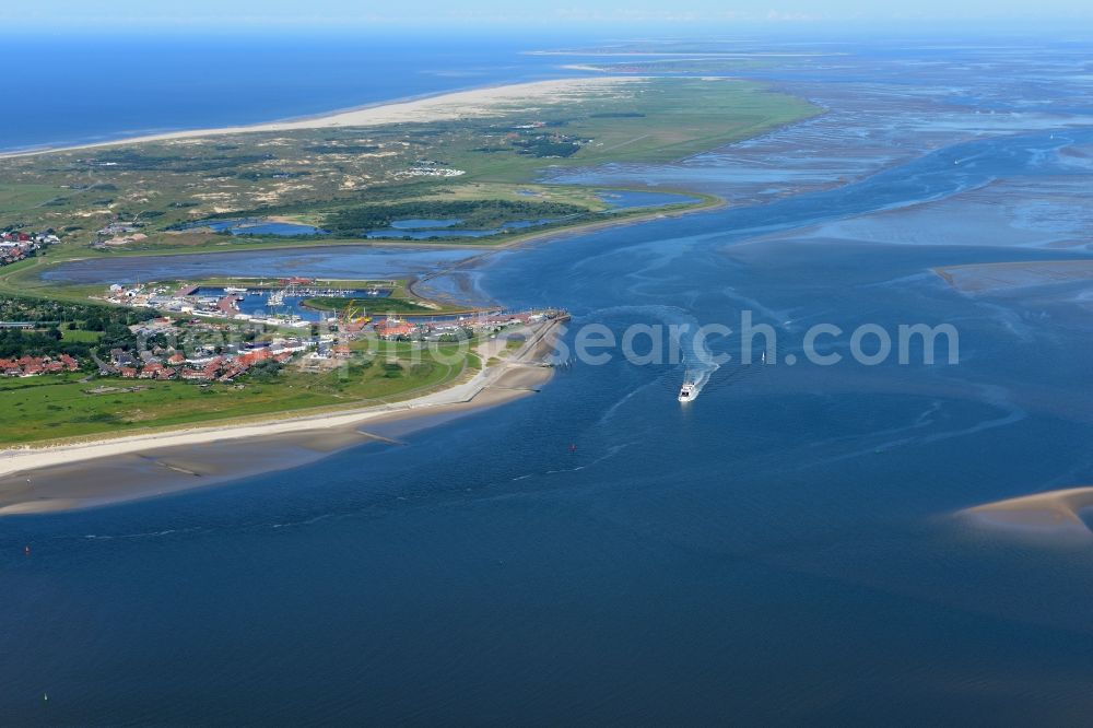 Norderney from the bird's eye view: Beach landscape on the North Sea to island Norderney in the state Lower Saxony