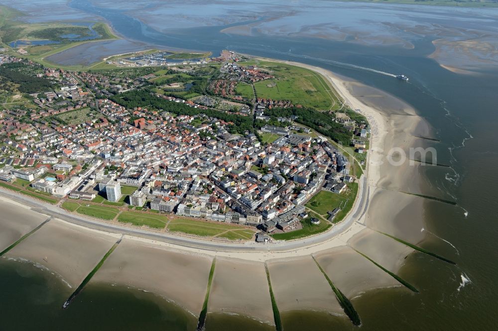 Aerial photograph Norderney - Beach landscape on the North Sea to island Norderney in the state Lower Saxony