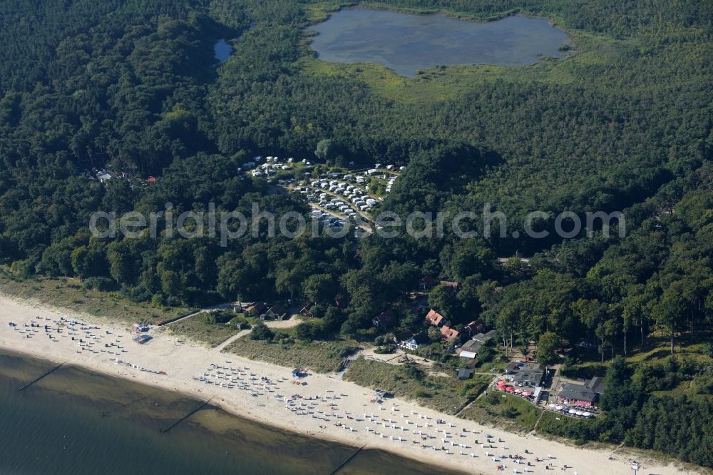 Aerial photograph Ückeritz - Beach landscape on the Baltic Sea in Ueckeritz in the state Mecklenburg - Western Pomerania