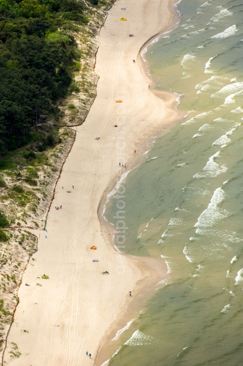 Mielenko from the bird's eye view: Beach landscape on the Baltic Sea in Mielenko in West Pomerania, Poland