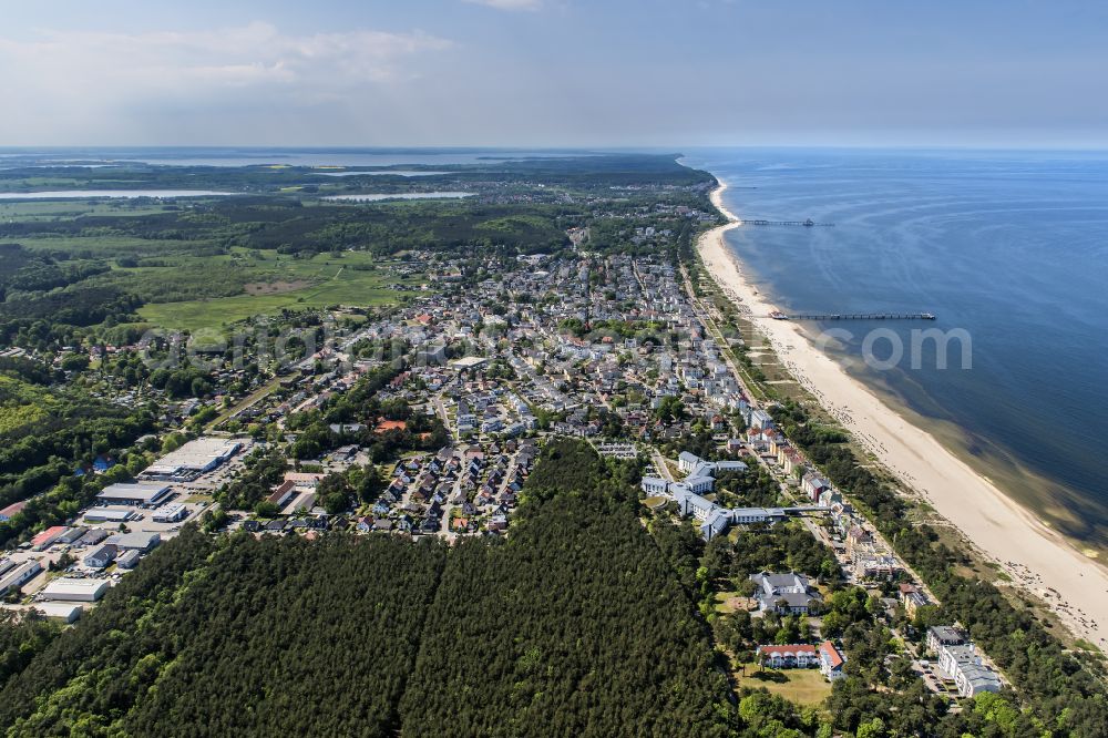 Aerial image Heringsdorf - Beach landscape on the Baltic Sea in Seebad Ahlbeck in the state Mecklenburg - Western Pomerania