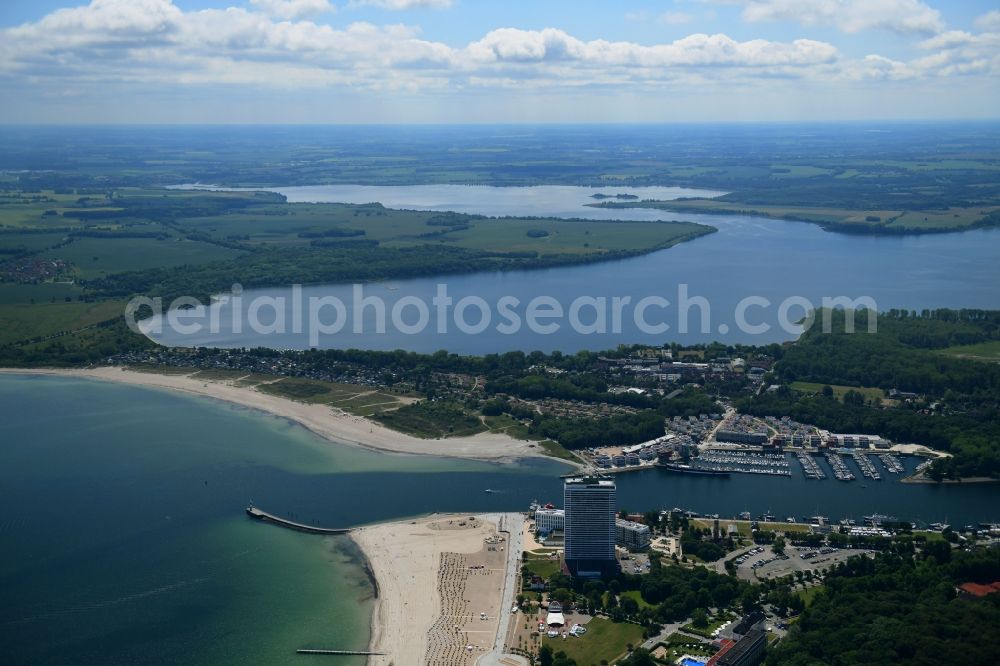 Aerial image Travemünde - Beach landscape along the of Baltic Sea in Travemuende in the state Schleswig-Holstein, Germany