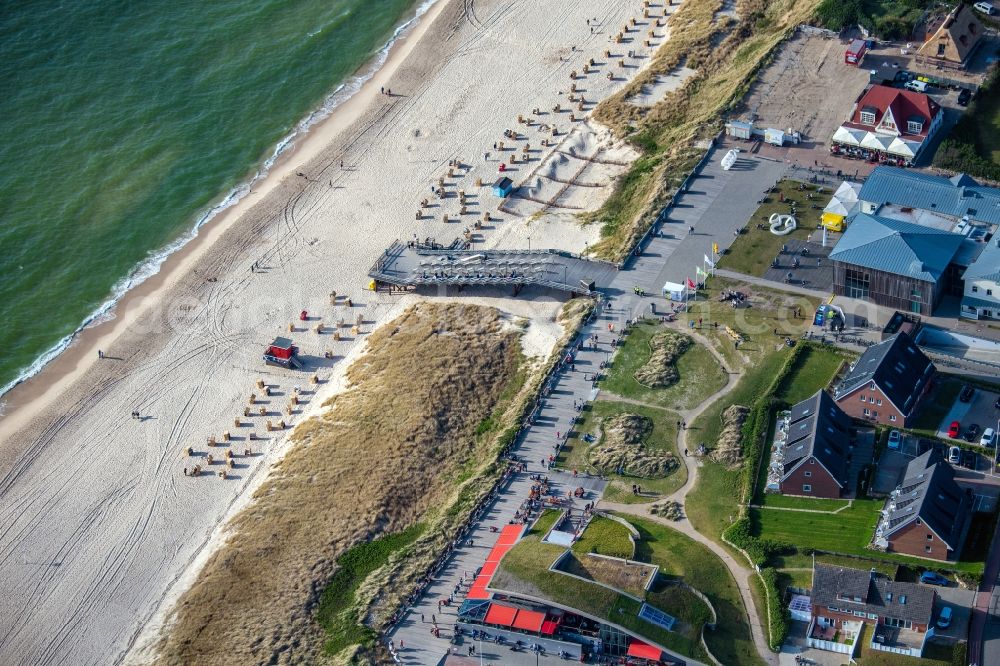 Wenningstedt (Sylt) from the bird's eye view: Beach landscape in Wenningstedt (Sylt) at the island Sylt in the state Schleswig-Holstein, Germany