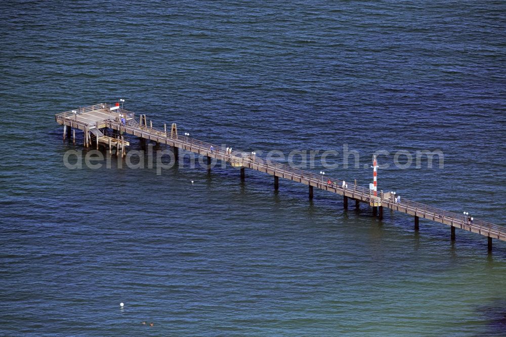 Aerial photograph Wustrow - Sand and beach landscape on the pier of baltic see in Wustrow in the state Mecklenburg - Western Pomerania