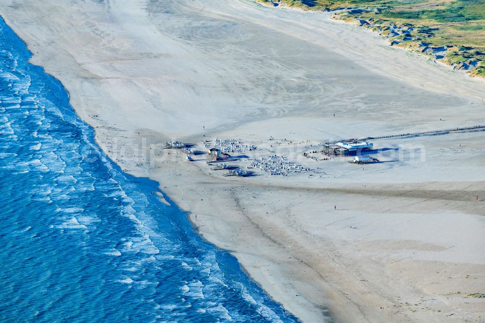 Aerial image Sankt Peter-Ording - Sandy beach landscape at the pier and beach restaurant in the district of Sankt Peter-Bad in Sankt Peter-Ording in the state Schleswig-Holstein, Germany