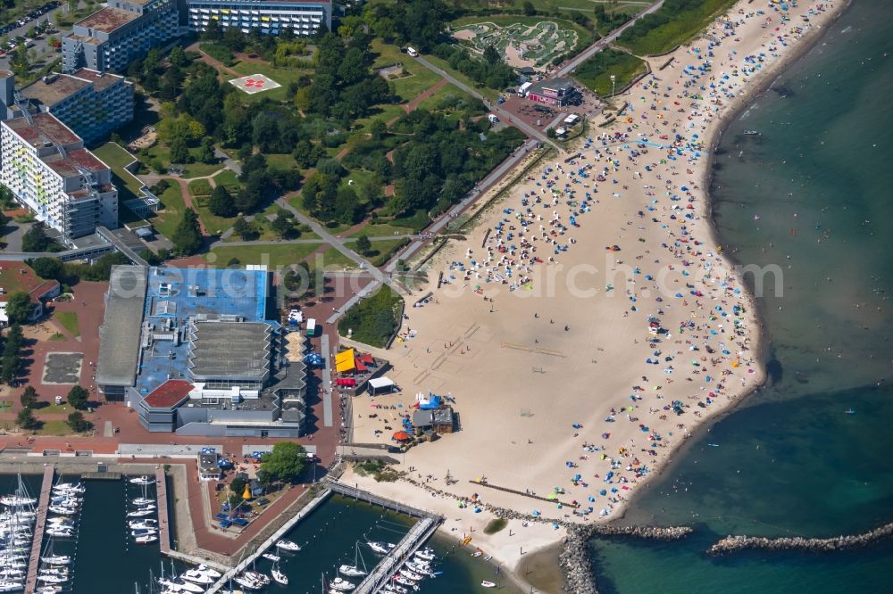 Aerial photograph Damp - Beach landscape along the of Strand Ostsee Resort Damp in the district Ostseebad Damp in Damp in the state Schleswig-Holstein, Germany