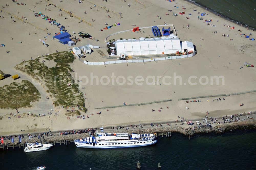 Aerial image Warnemünde - Beach landscape on the in Warnemuende in the state Mecklenburg - Western Pomerania