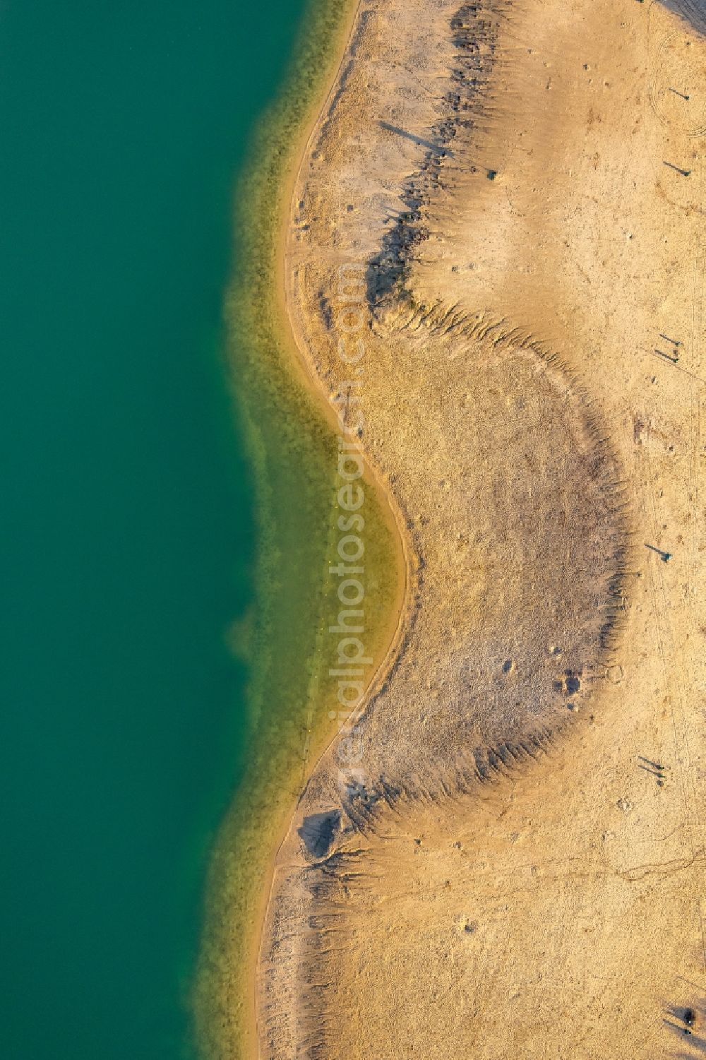 Aerial photograph Haltern am See - Sandy beach areas on the Silbersee 2 in Haltern am See in the state North Rhine-Westphalia, Germany